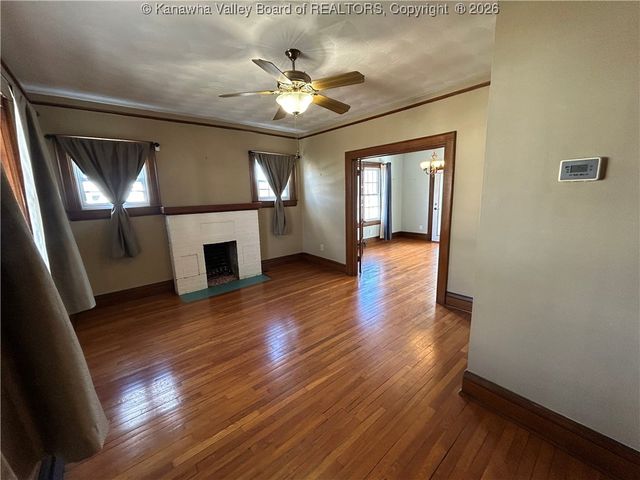 920 Lee Street, St Albans, WV 25177