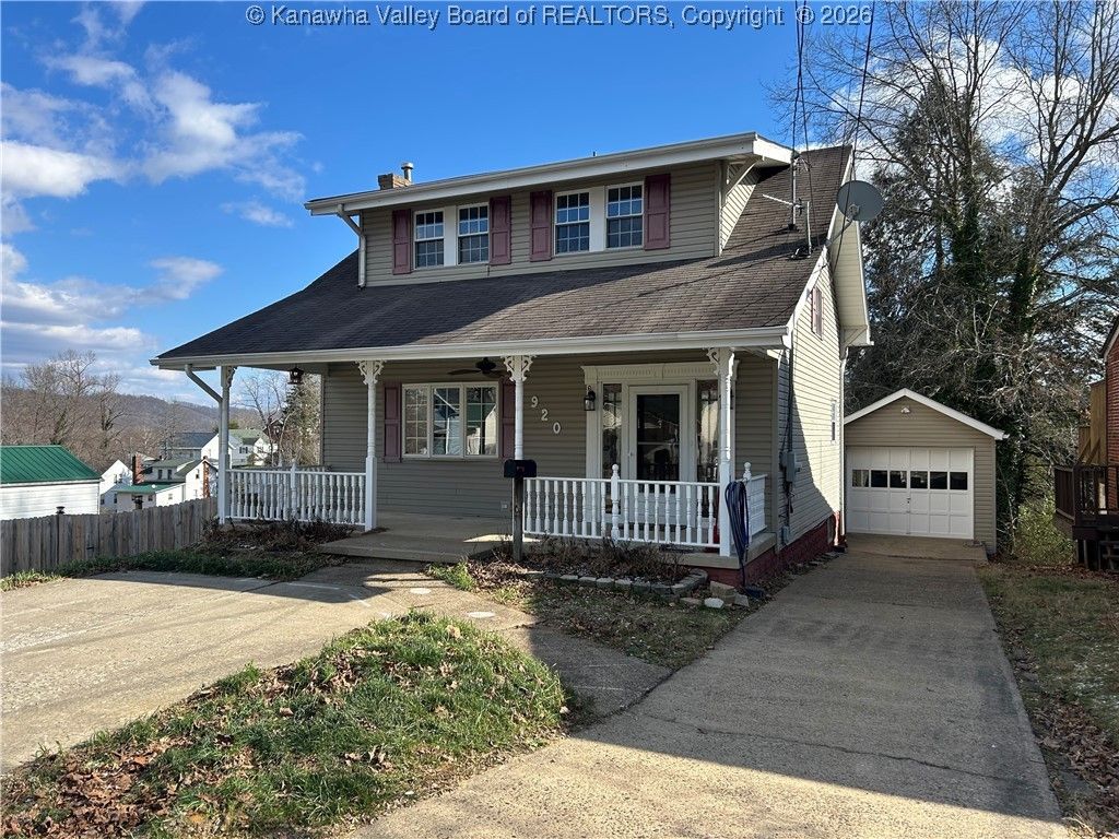 920 Lee Street, St Albans, WV 25177