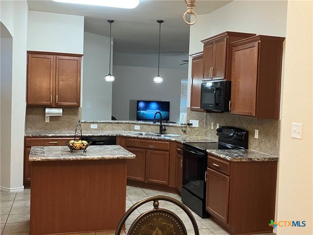6403 Creek Land Road, Killeen, TX 76549