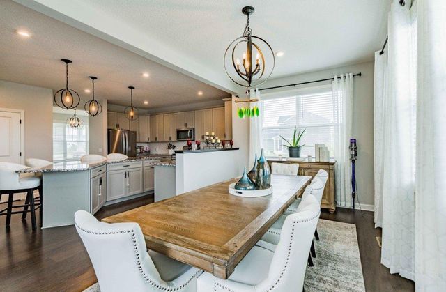 18468 70th Avenue N, Maple Grove, MN 55311