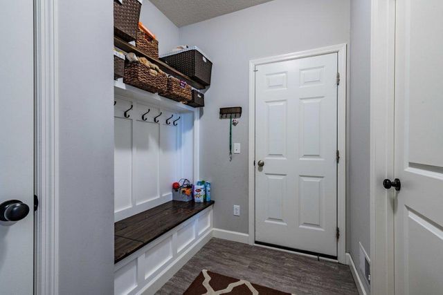 18468 70th Avenue N, Maple Grove, MN 55311