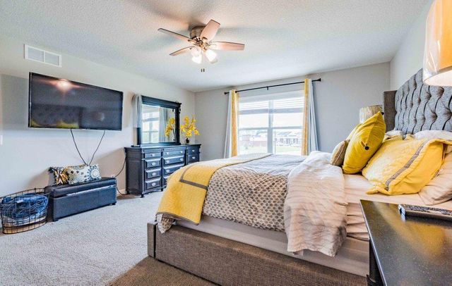 18468 70th Avenue N, Maple Grove, MN 55311