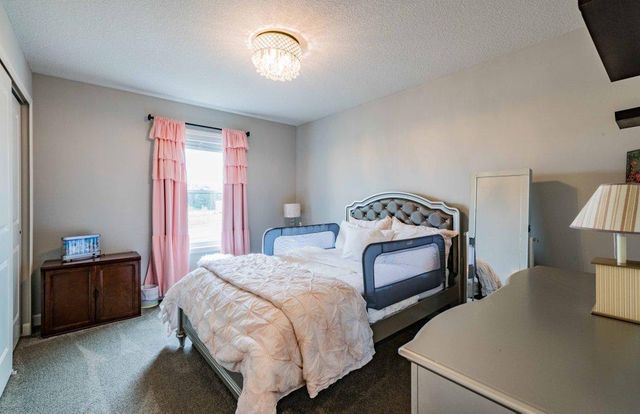 18468 70th Avenue N, Maple Grove, MN 55311