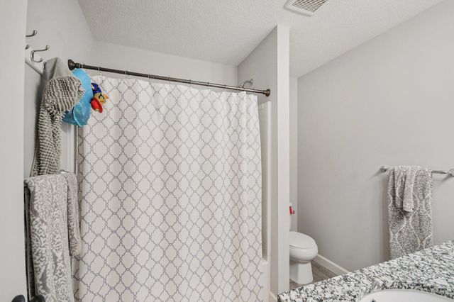 18468 70th Avenue N, Maple Grove, MN 55311