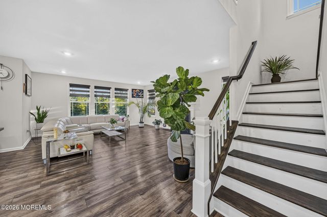 319 Tulip Court, Marlboro, NJ 07746