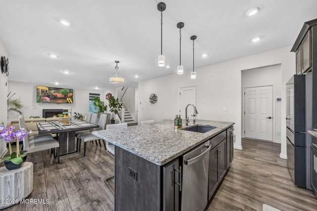 319 Tulip Court, Marlboro, NJ 07746
