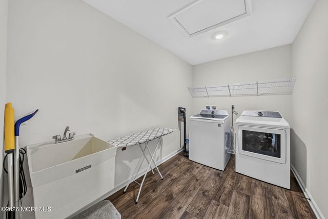 319 Tulip Court, Marlboro, NJ 07746