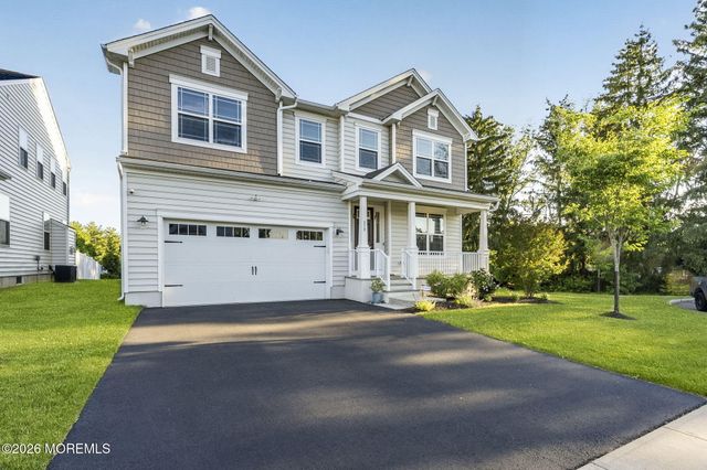 319 Tulip Court, Marlboro, NJ 07746