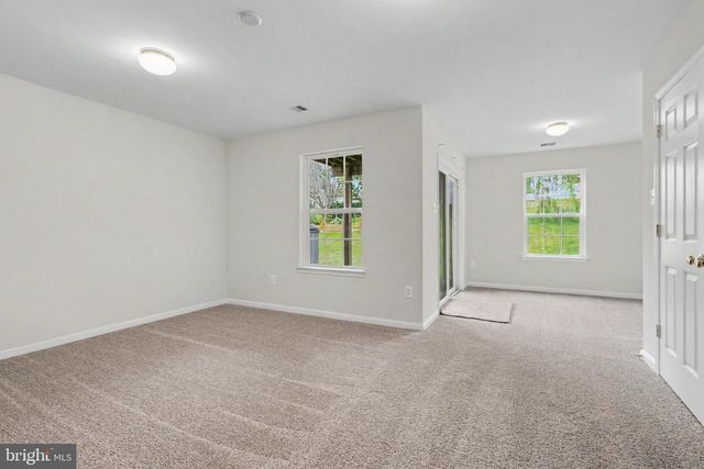 230 COUNTRY RIDGE DR, Red Lion, PA 17356