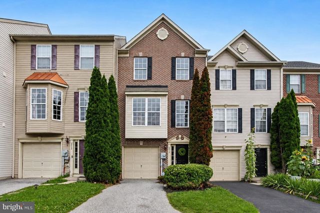 230 COUNTRY RIDGE DR, Red Lion, PA 17356