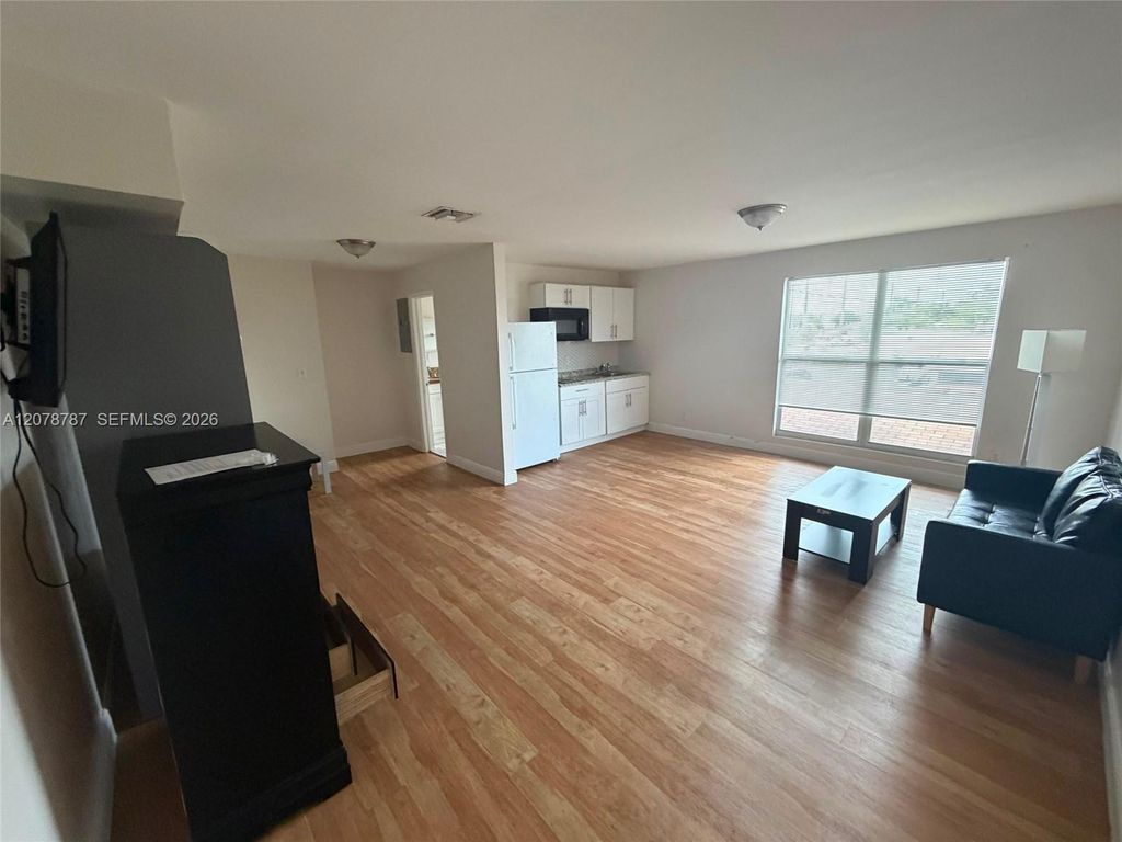 808 NW 19th Street H, Fort Lauderdale, FL 33311