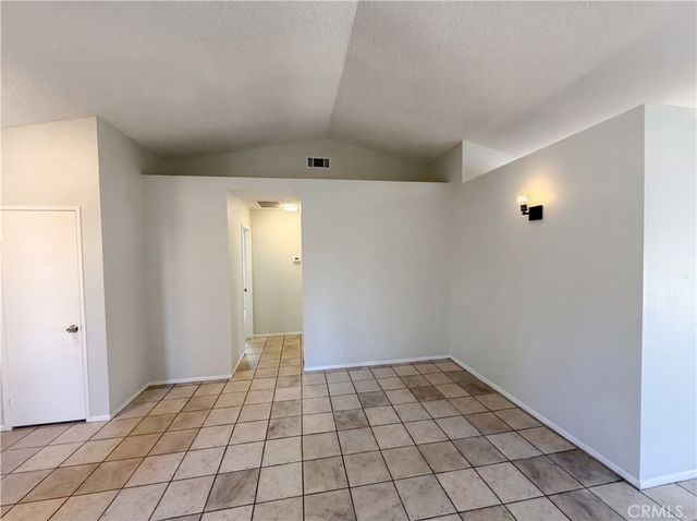 39823 Knollridge Drive, Temecula, CA 92591