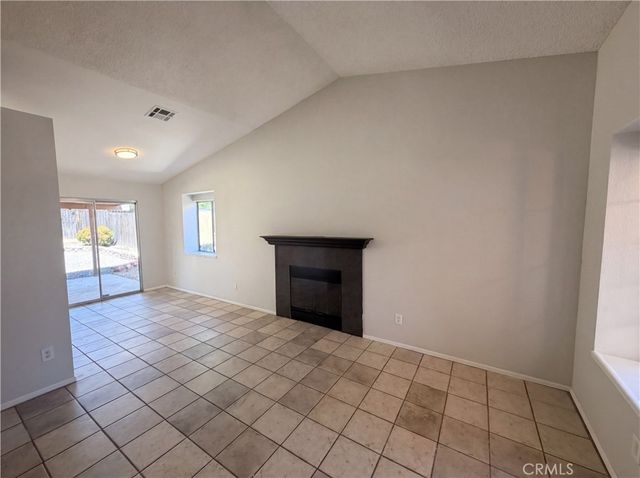 39823 Knollridge Drive, Temecula, CA 92591