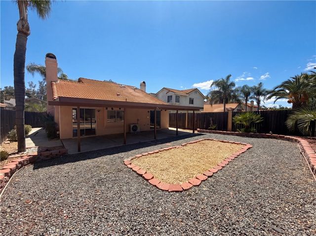 39823 Knollridge Drive, Temecula, CA 92591