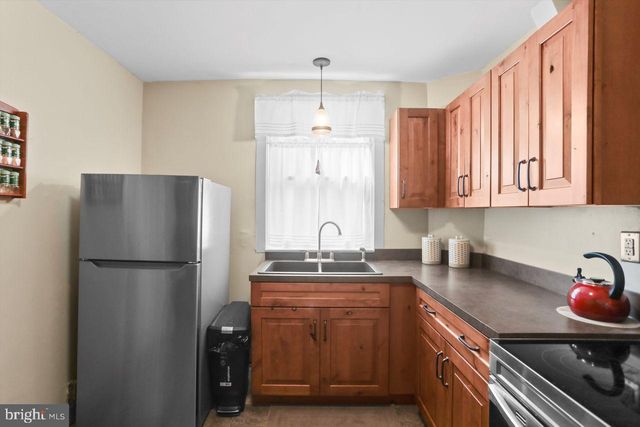 833 ARLINGTON RD, York, PA 17403