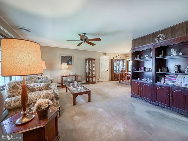 44 COTTON RD, Levittown, PA 19057