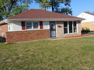 672 E 155th Street, South Holland, IL 60473