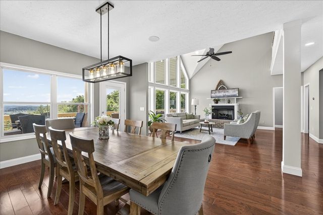 1250 Ed Seay Gregory Ln, Hartsville, TN 37074