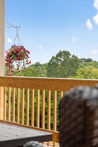 1250 Ed Seay Gregory Ln, Hartsville, TN 37074