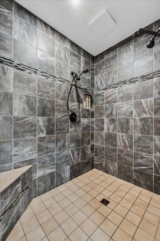 1250 Ed Seay Gregory Ln, Hartsville, TN 37074