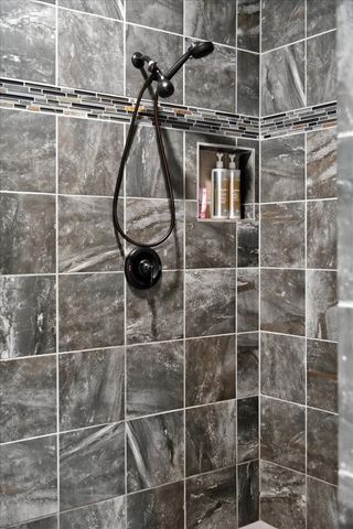 1250 Ed Seay Gregory Ln, Hartsville, TN 37074