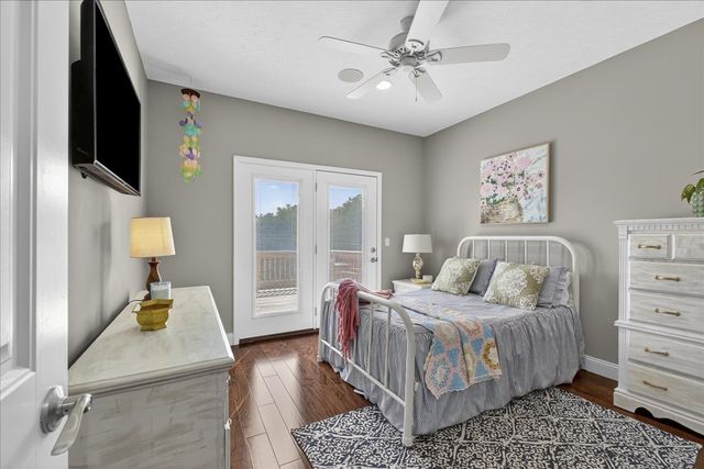 1250 Ed Seay Gregory Ln, Hartsville, TN 37074