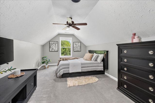 1250 Ed Seay Gregory Ln, Hartsville, TN 37074