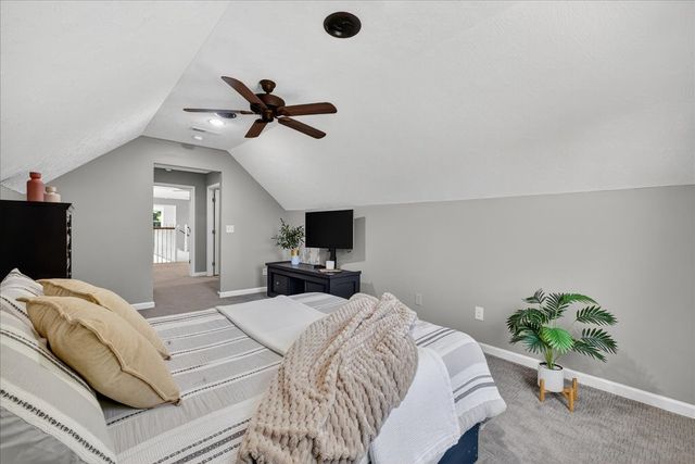 1250 Ed Seay Gregory Ln, Hartsville, TN 37074