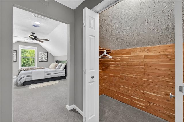 1250 Ed Seay Gregory Ln, Hartsville, TN 37074