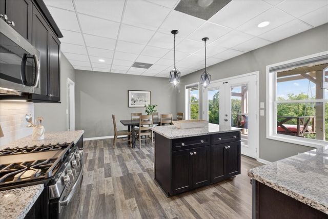 1250 Ed Seay Gregory Ln, Hartsville, TN 37074