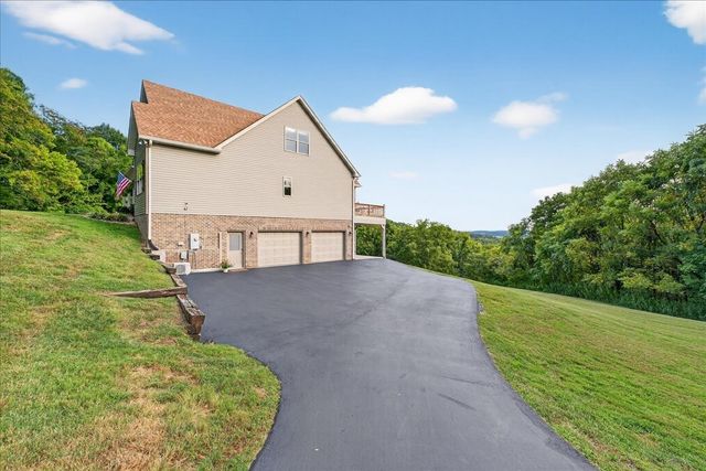 1250 Ed Seay Gregory Ln, Hartsville, TN 37074