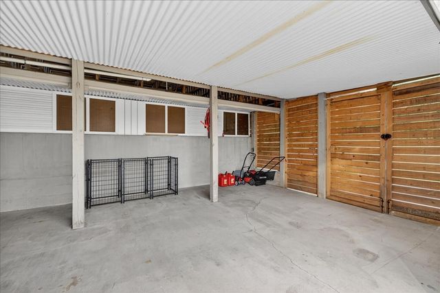 1250 Ed Seay Gregory Ln, Hartsville, TN 37074