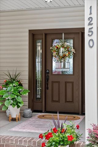 1250 Ed Seay Gregory Ln, Hartsville, TN 37074