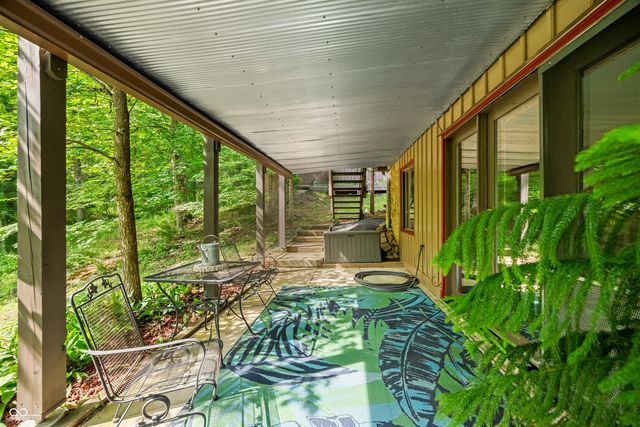 972 Helmsburg Road, Nashville, IN 47448