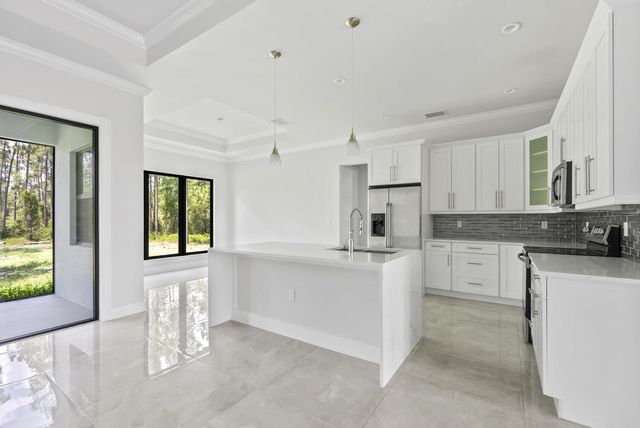 1412 22nd Avenue NE, Naples, FL 34120