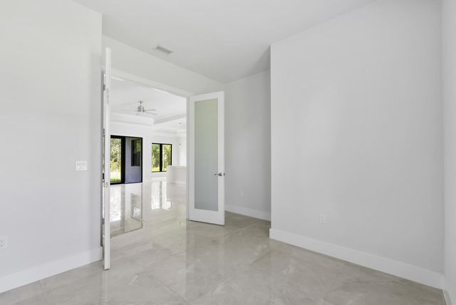 1412 22nd Avenue NE, Naples, FL 34120