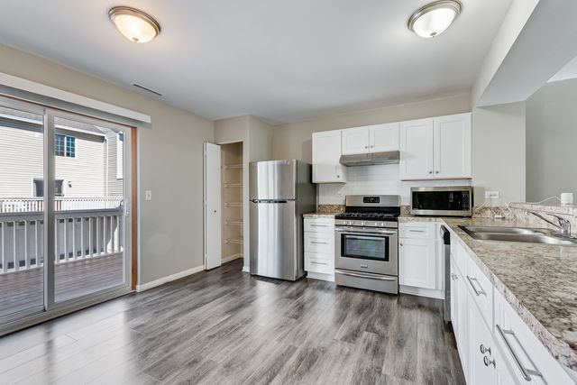 1627 Liberty Street 1627, Hanover Park, IL 60133