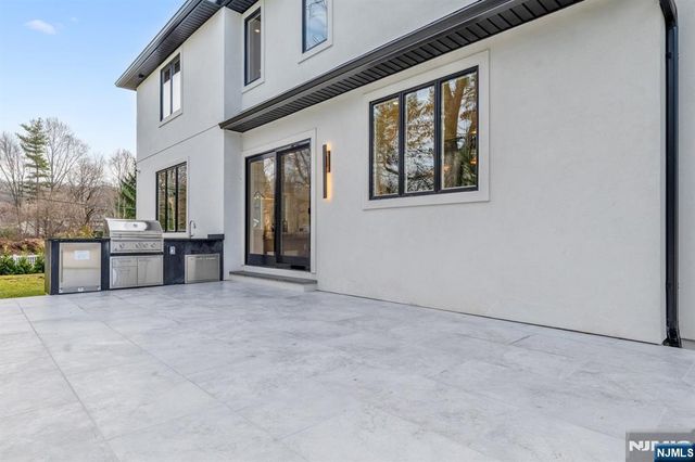 75 Susan Drive, Closter, NJ 07624