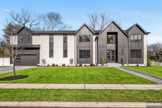 75 Susan Drive, Closter, NJ 07624