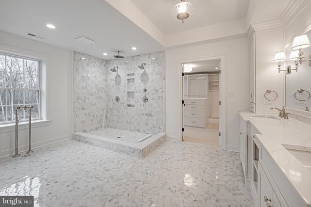 1335 CAROLANNES WAY, West Chester, PA 19382