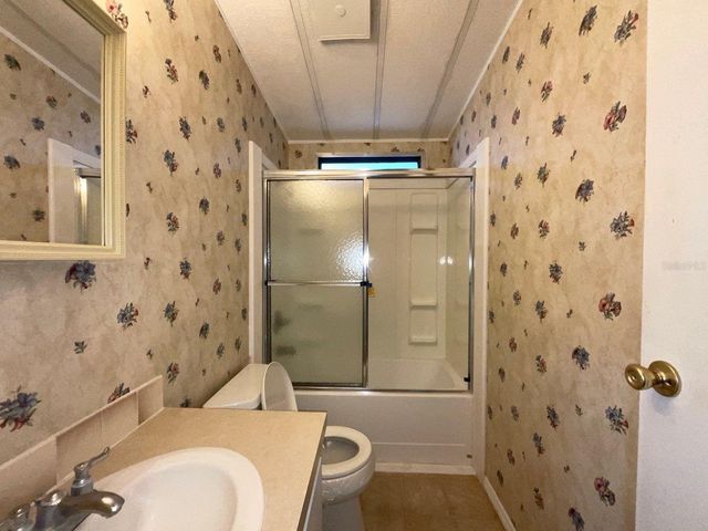 3208 PEBBLE BEND DRIVE, Lakeland, FL 33810