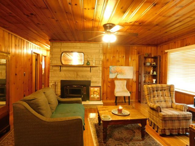 116 Wolf Hollow Road, Baxter, KY 40806