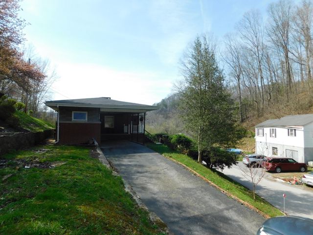 116 Wolf Hollow Road, Baxter, KY 40806