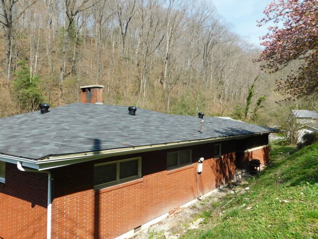 116 Wolf Hollow Road, Baxter, KY 40806