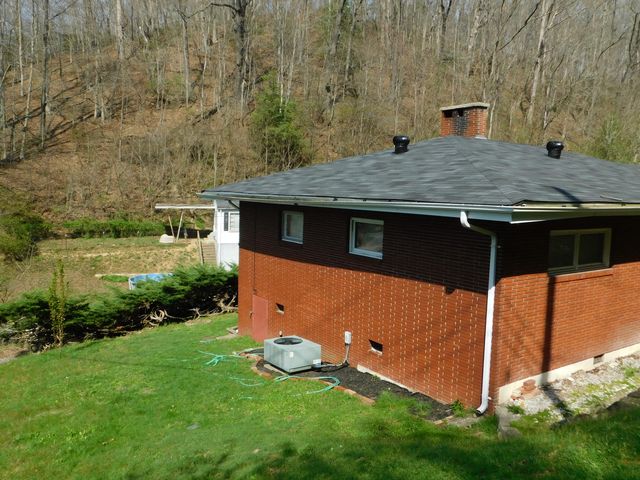116 Wolf Hollow Road, Baxter, KY 40806