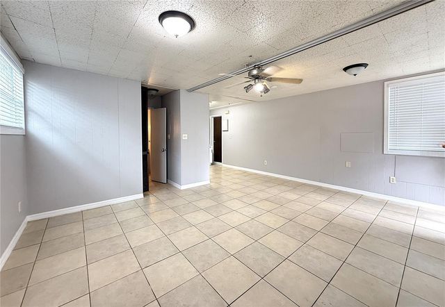 3022 W WALNUT STREET, Tampa, FL 33607