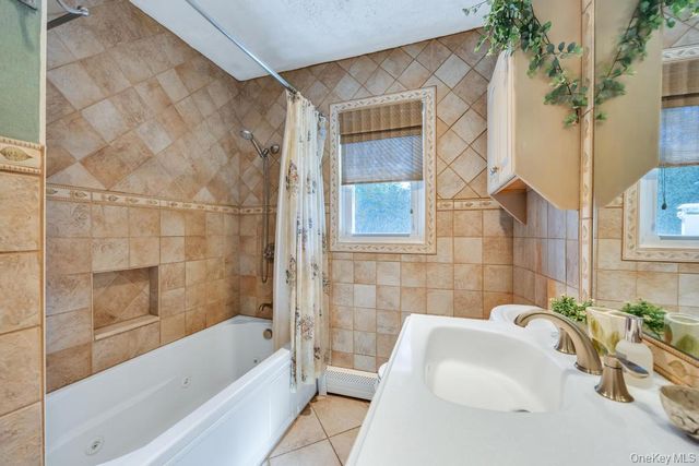 263 Charles Avenue, Massapequa Park, NY 11762