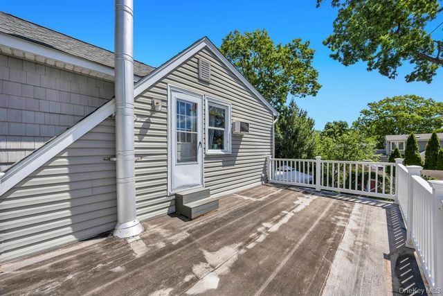 263 Charles Avenue, Massapequa Park, NY 11762