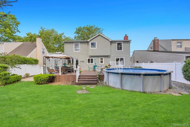 263 Charles Avenue, Massapequa Park, NY 11762