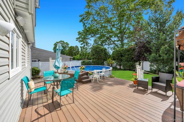 263 Charles Avenue, Massapequa Park, NY 11762